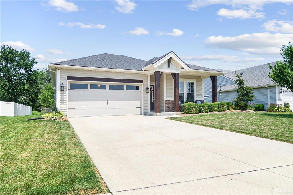 212 W Stellar Way, Huntingburg, IN 47542