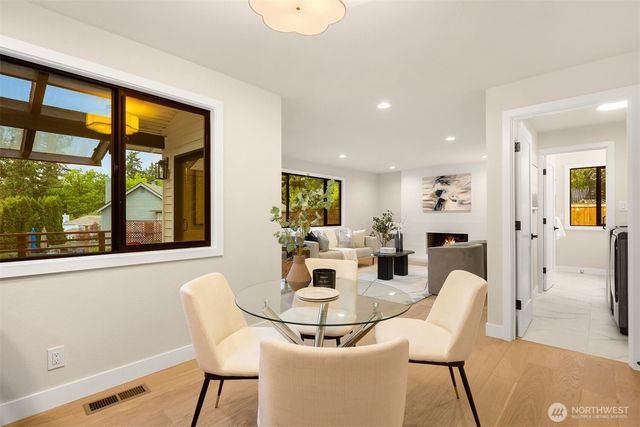 13400 SE 56th Place, Bellevue, WA 98006