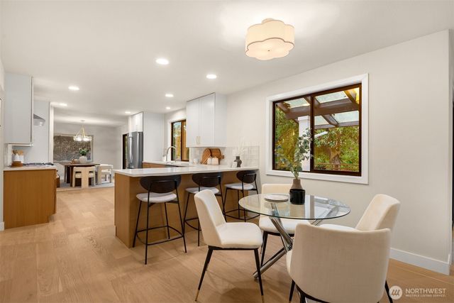 13400 SE 56th Place, Bellevue, WA 98006