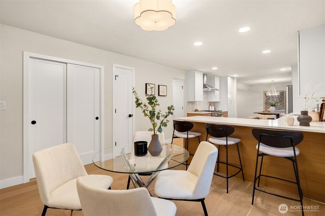 13400 SE 56th Place, Bellevue, WA 98006