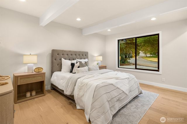 13400 SE 56th Place, Bellevue, WA 98006