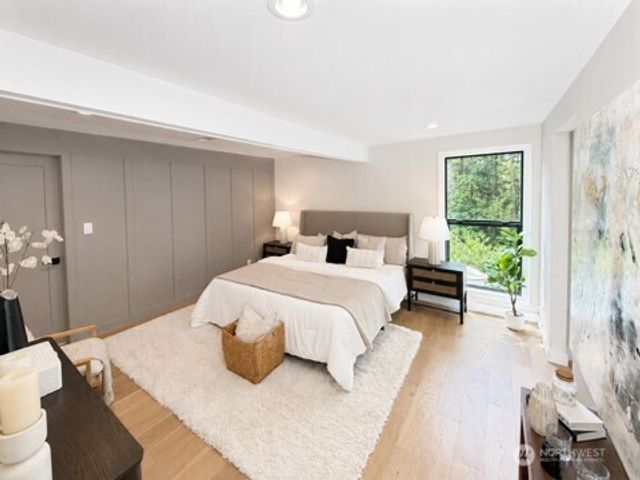 13400 SE 56th Place, Bellevue, WA 98006