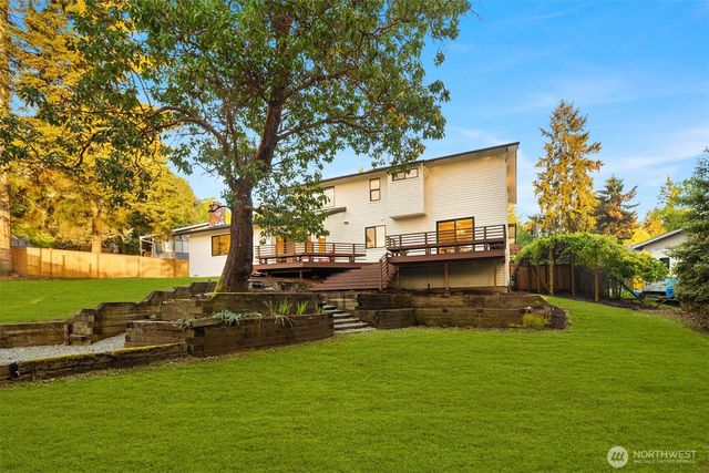 13400 SE 56th Place, Bellevue, WA 98006