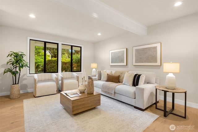 13400 SE 56th Place, Bellevue, WA 98006