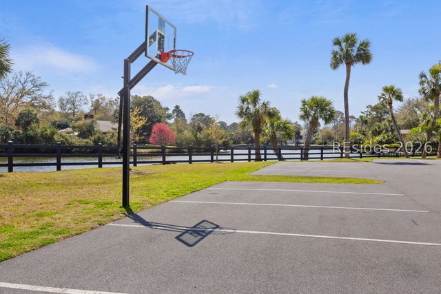 4 Robbers Row, Hilton Head Island, SC 29928