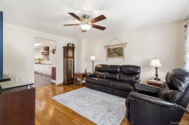 102 Commonwealth Avenue, Massapequa, NY 11758