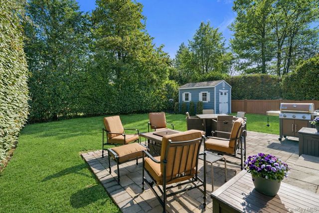 102 Commonwealth Avenue, Massapequa, NY 11758