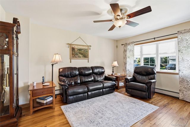 102 Commonwealth Avenue, Massapequa, NY 11758