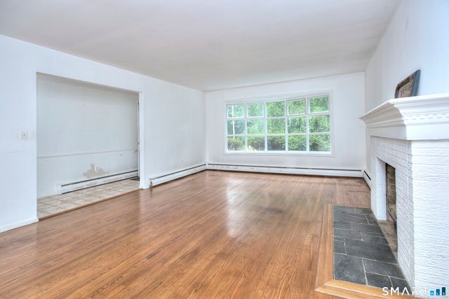 64 Russ Road, Trumbull, CT 06611