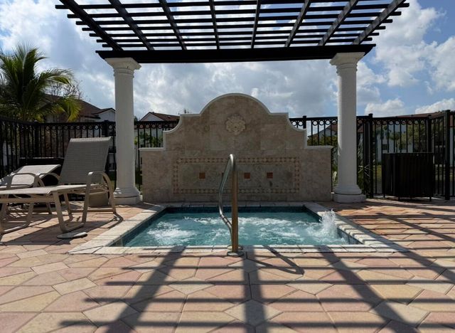 1312 Villa Lane, Boynton Beach, FL 33435