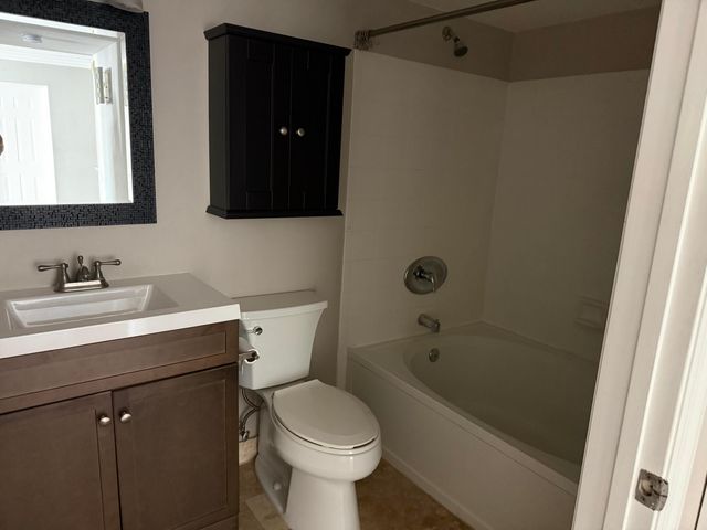 1312 Villa Lane, Boynton Beach, FL 33435