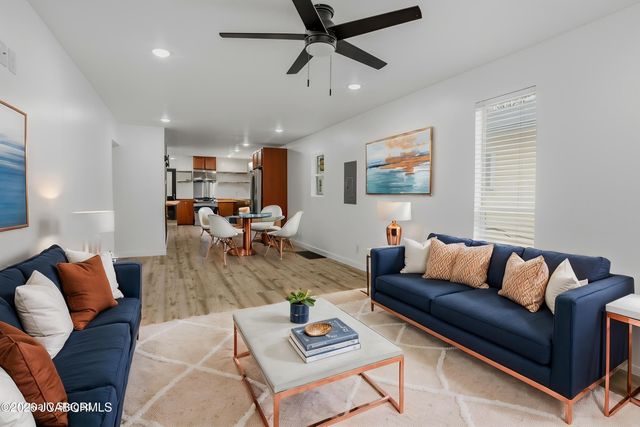 303 N 5TH STREET, Columbia, MO 65201