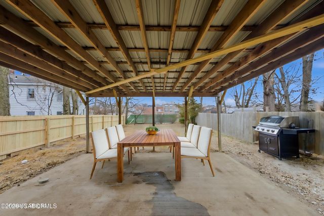 303 N 5TH STREET, Columbia, MO 65201