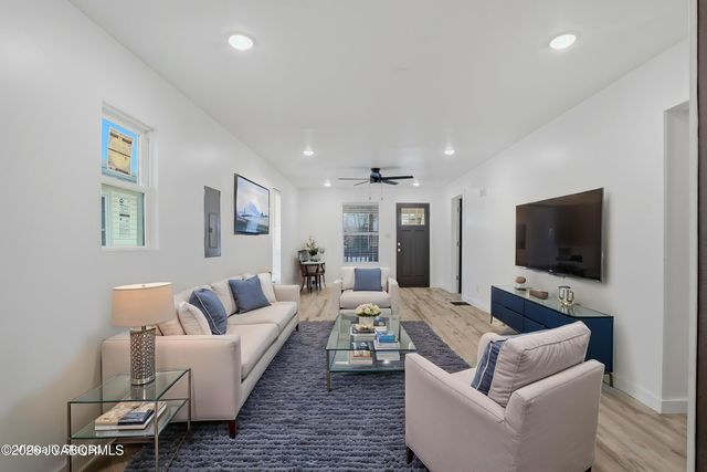 303 N 5TH STREET, Columbia, MO 65201