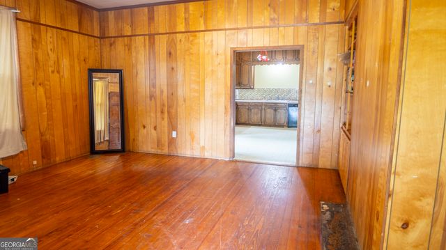 4 Johnson Avenue, Manchester, GA 31816