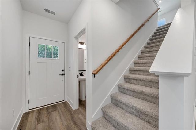 215 Laney Drive, Carrollton, GA 30117