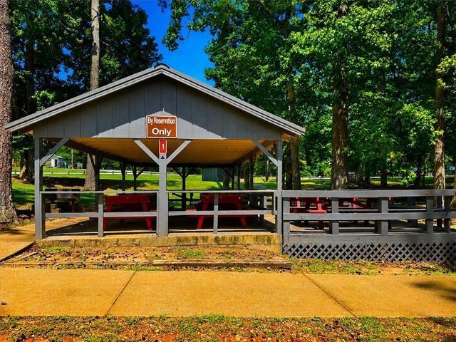 215 Laney Drive, Carrollton, GA 30117