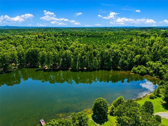 215 Laney Drive, Carrollton, GA 30117