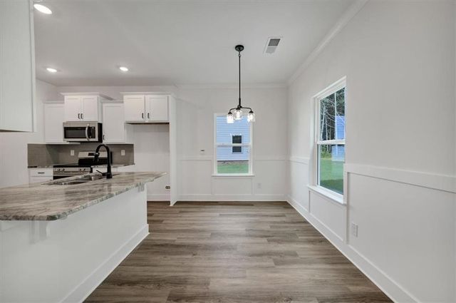 215 Laney Drive, Carrollton, GA 30117