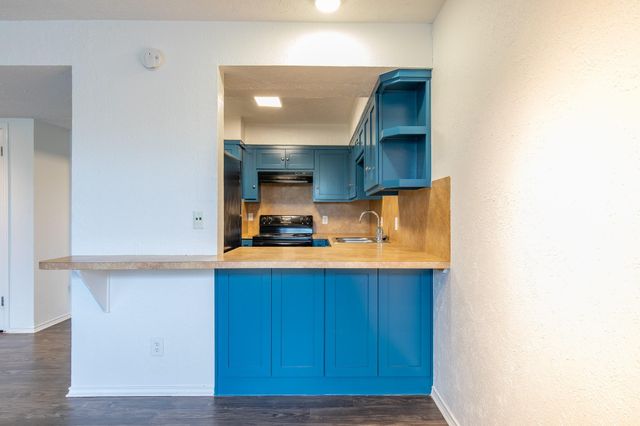 5506 Grover Ave K-141, Austin, TX 78756