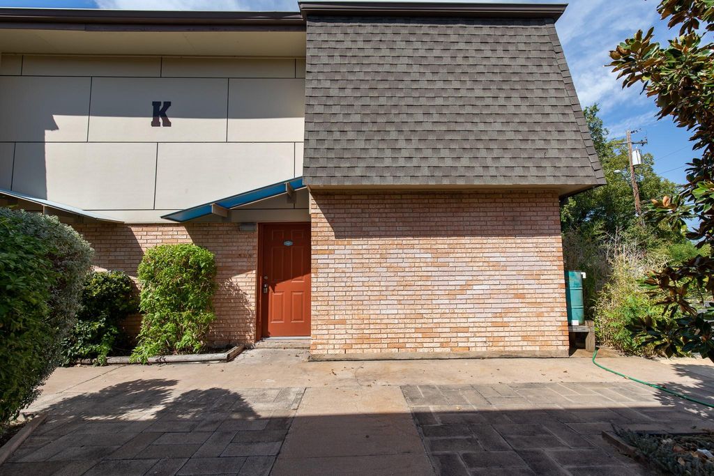 5506 Grover Ave K-141, Austin, TX 78756