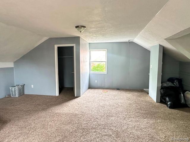 10150 Roxbury Street, Detroit, MI 48224