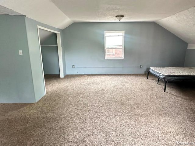 10150 Roxbury Street, Detroit, MI 48224