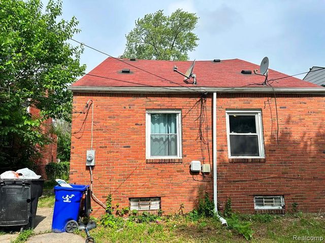 10150 Roxbury Street, Detroit, MI 48224