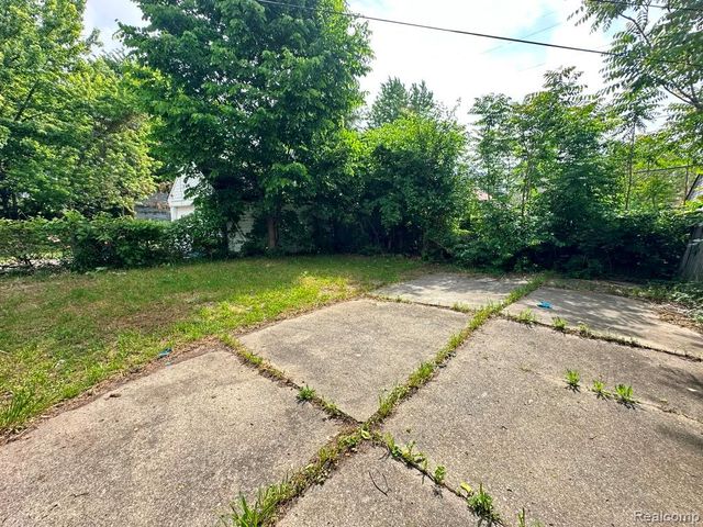 10150 Roxbury Street, Detroit, MI 48224