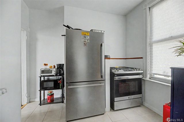 20 aka 22 Crescent Place, Yonkers, NY 10704