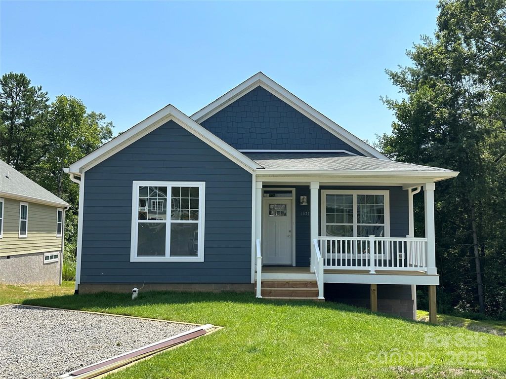 1027 Padgett Place, Black Mountain, NC 28711