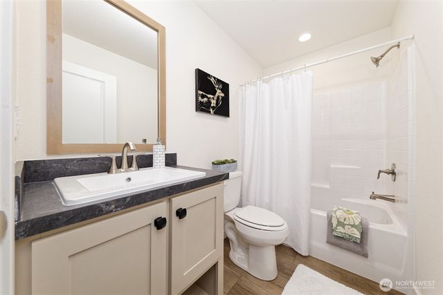 140 E Elk Place, Shelton, WA 98584