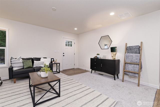 140 E Elk Place, Shelton, WA 98584