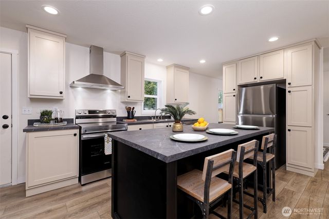 140 E Elk Place, Shelton, WA 98584