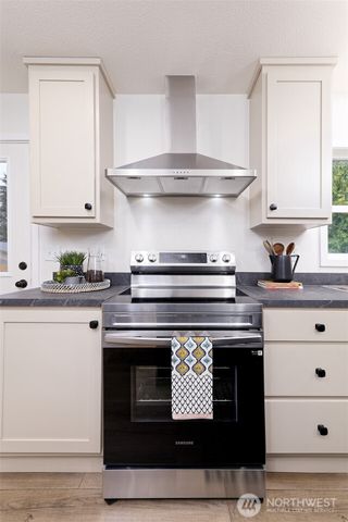 140 E Elk Place, Shelton, WA 98584