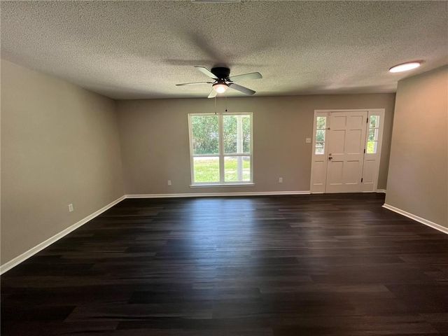 914 Joaneen Drive, Saraland, AL 36571
