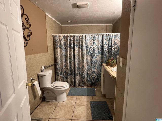 5602 10TH STREET S, Bessemer, AL 35020