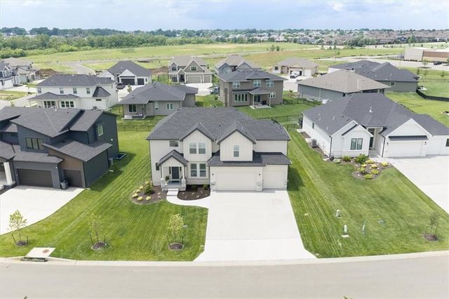 16872 S Norton Street, Olathe, KS 66062