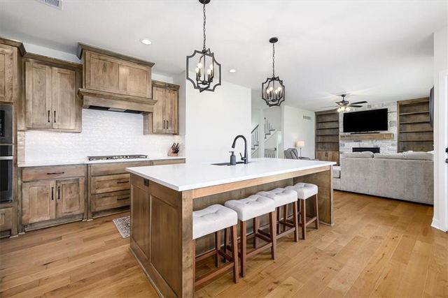 16872 S Norton Street, Olathe, KS 66062