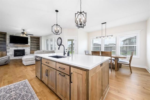 16872 S Norton Street, Olathe, KS 66062