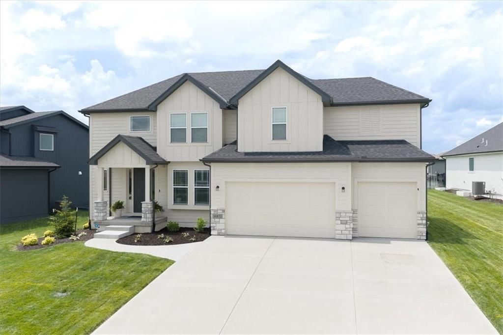 16872 S Norton Street, Olathe, KS 66062