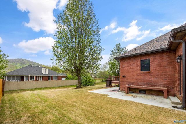 2316 Little Cove Road, Owens Cross Roads, AL 35763