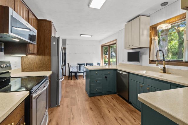 N6372 Tamarack Ridge ROAD, Elkhorn, WI 53121