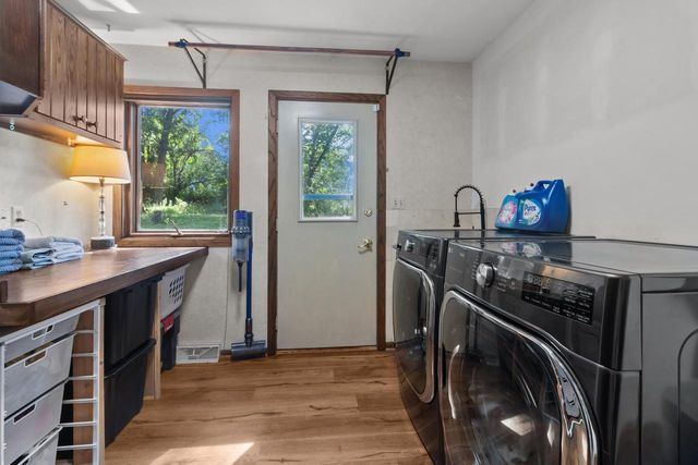 N6372 Tamarack Ridge ROAD, Elkhorn, WI 53121