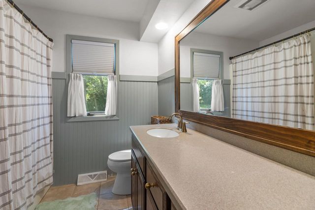 N6372 Tamarack Ridge ROAD, Elkhorn, WI 53121