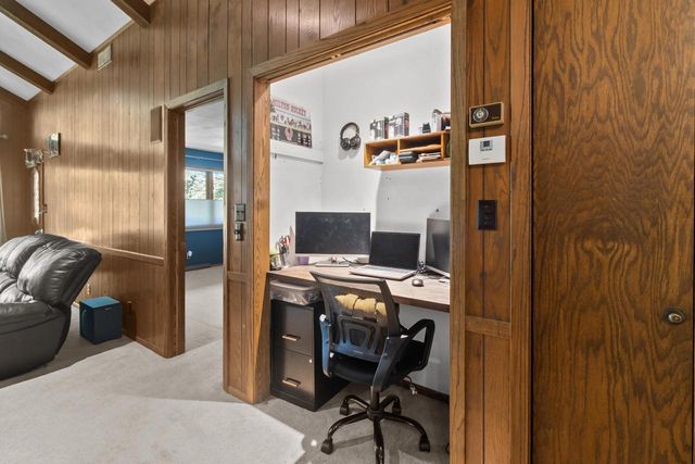 N6372 Tamarack Ridge ROAD, Elkhorn, WI 53121