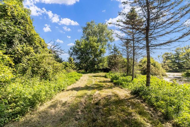 N6372 Tamarack Ridge ROAD, Elkhorn, WI 53121