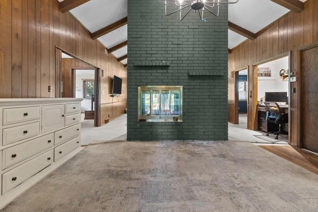 N6372 Tamarack Ridge ROAD, Elkhorn, WI 53121