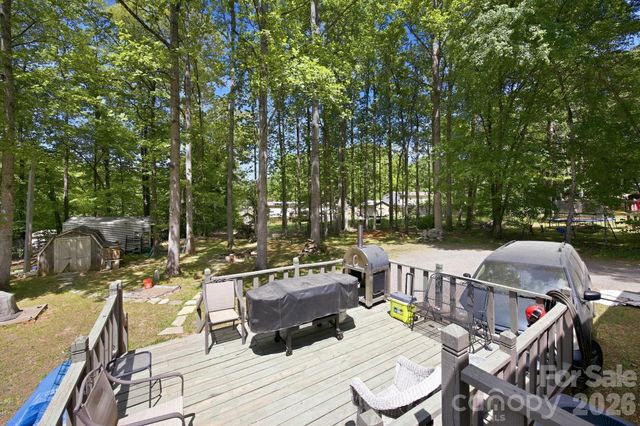 178 Wildwood Acres Circle, Mooresville, NC 28115