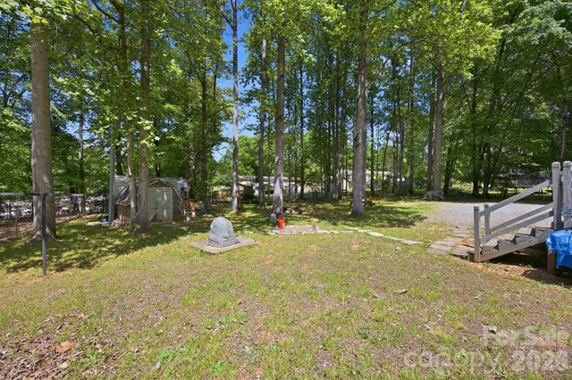 178 Wildwood Acres Circle, Mooresville, NC 28115